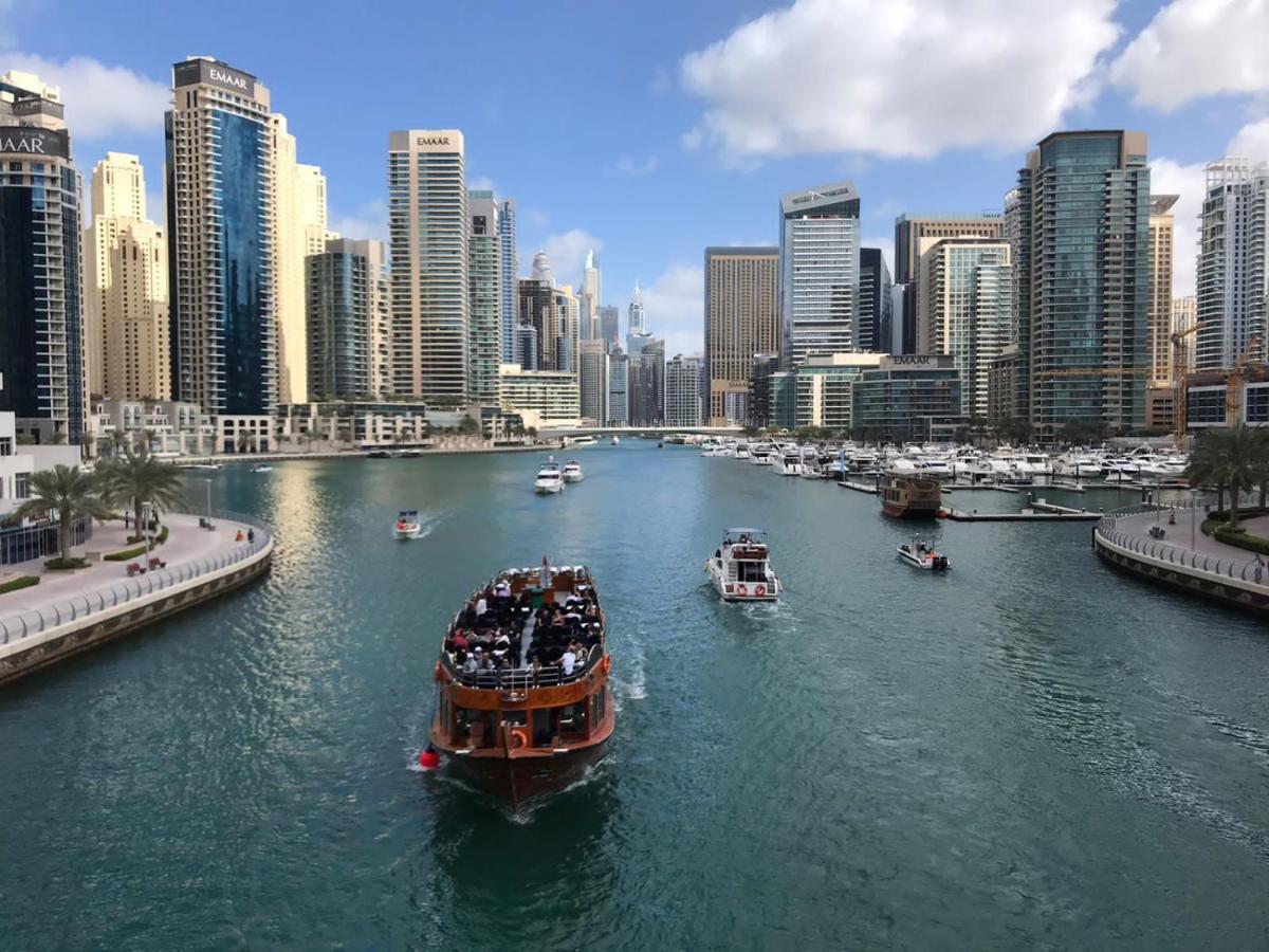 The S Lägenhet Dubai Exteriör bild